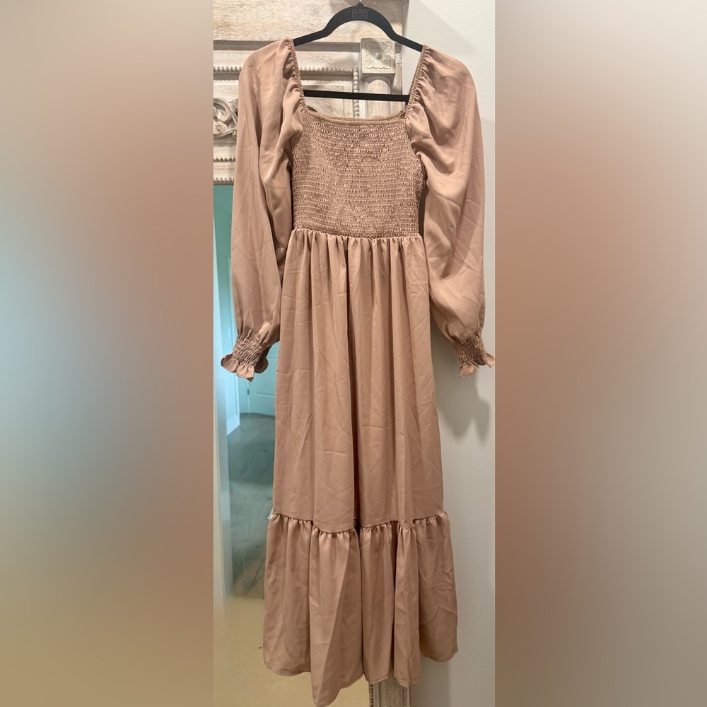 Chic Long Sleeve Dress in Elegant Tan